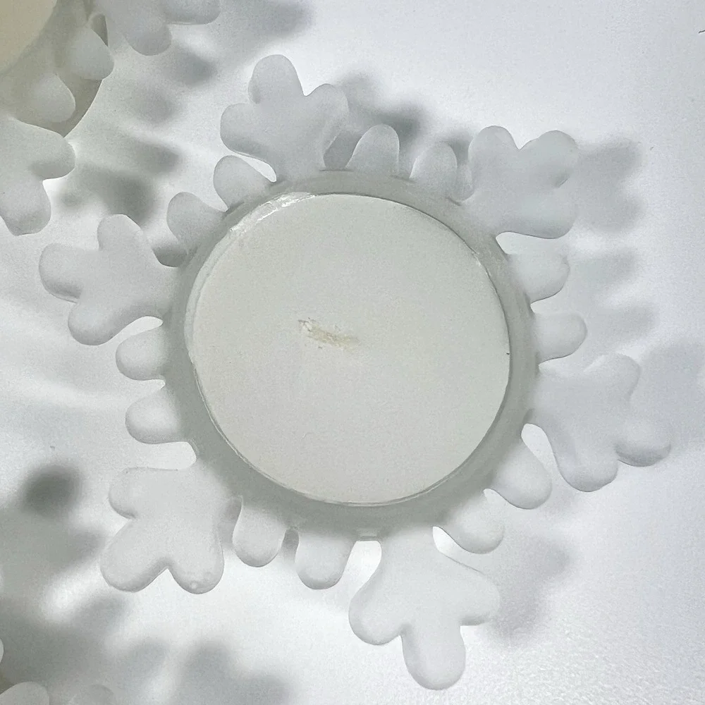 Crate‎ & Barrel Snowflake Frosted Glass Votive Candle Holders Xmas Set of 4 NOB